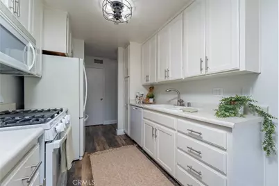 700 W La Veta #A1, Orange, CA 92868 - Photo 7