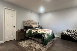 11542 Burbank Blvd, Los Angeles, CA 91601 - Photo 15