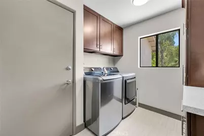 375 S Via Montanera, Anaheim Hills, CA 92807 - Photo 27
