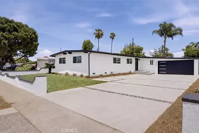 14372 Livingston, Tustin, CA 92780 - Photo 3