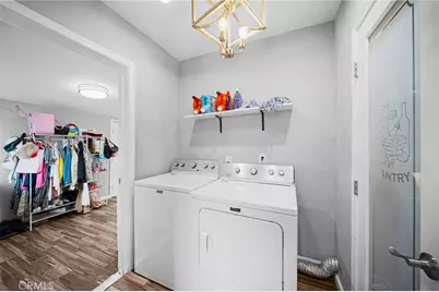 6522 Hereford, Los Angeles, CA 90022 - Photo 15