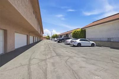 901 N Citrus #16, La Habra, CA 90631 - Photo 33
