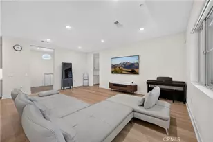 8898 Los Coyotes Ct, Buena Park, CA 90621 - Photo 9