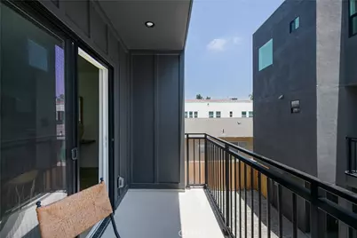 1231 N June, Los Angeles, CA 90038 - Photo 29