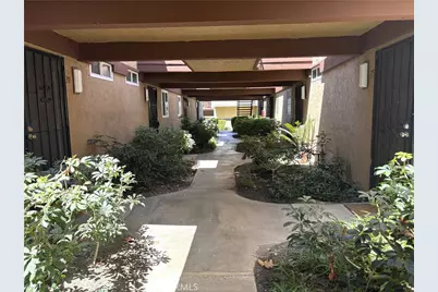 1030 W Macarthur Boulevard #38, Santa Ana, CA 92707 - Photo 3