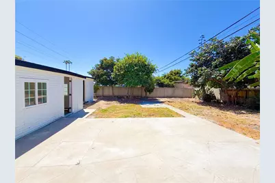 110 N Western, Santa Ana, CA 92703 - Photo 11