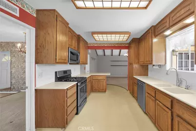 15710 Formby, La Mirada, CA 90638 - Photo 15