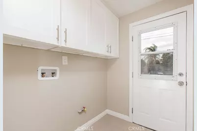 12955 Montague, Los Angeles, CA 91331 - Photo 7