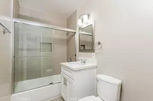 12955 Montague, Los Angeles, CA 91331 - Photo 5