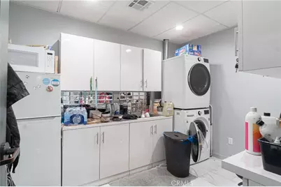 1090 Redondo, Long Beach, CA 90804 - Photo 27