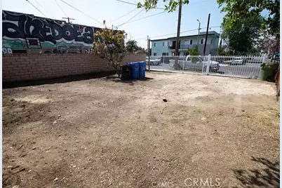 4312 Ascot, Los Angeles, CA 90011 - Photo 3
