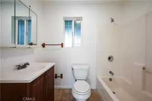 1585 E 48th Pl, Los Angeles, CA 90011 - Photo 15