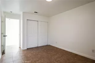 1585 E 48th Pl, Los Angeles, CA 90011 - Photo 11