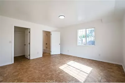 1585 E 48th Place, Los Angeles, CA 90011 - Photo 13