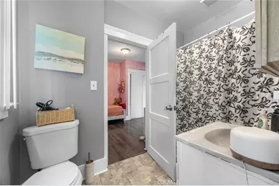 836 South Sycamore Street, Santa Ana, CA 92701 - Photo 17