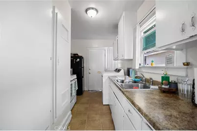 836 South Sycamore Street, Santa Ana, CA 92701 - Photo 9