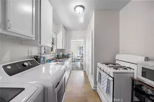 836 S Sycamore St, Santa Ana, CA 92701 - Photo 11