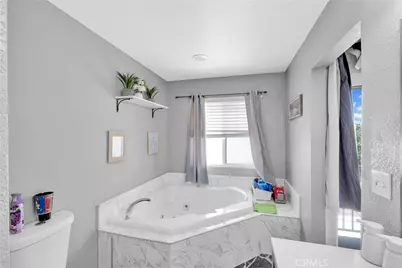 16131 Pamela, Victorville, CA 92395 - Photo 31