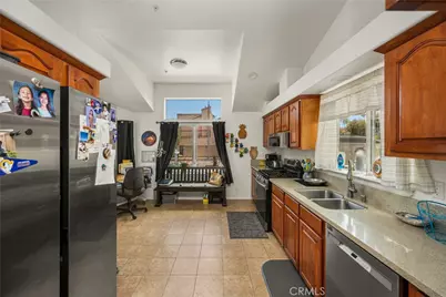 17041 B Lane, Huntington Beach, CA 92647 - Photo 9