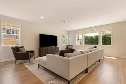 21171 Strathmoor, Huntington Beach, CA 92646 - Photo 7