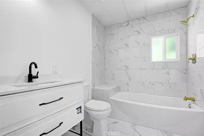 1455 S State St #17, Hemet, CA 92543 - Photo 7