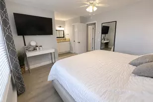 2961 S Sycamore St, Santa Ana, CA 92707 - Photo 21