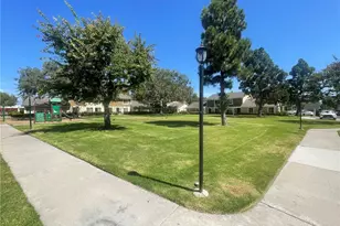 2961 S Sycamore St, Santa Ana, CA 92707 - Photo 51