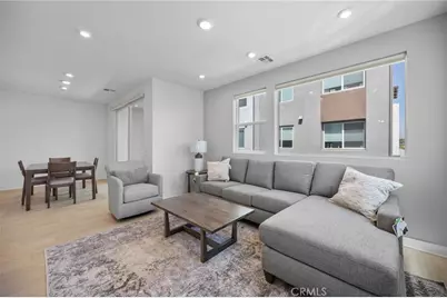 669 S Lyon Street, Santa Ana, CA 92705 - Photo 9