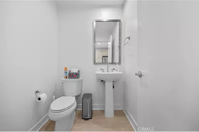 669 S Lyon Street, Santa Ana, CA 92705 - Photo 35