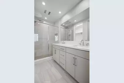 669 S Lyon Street, Santa Ana, CA 92705 - Photo 45