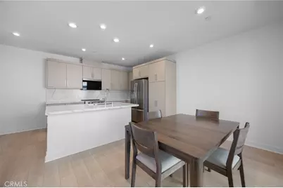 669 S Lyon Street, Santa Ana, CA 92705 - Photo 15