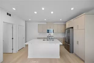 669 S Lyon St, Santa Ana, CA 92705 - Photo 21
