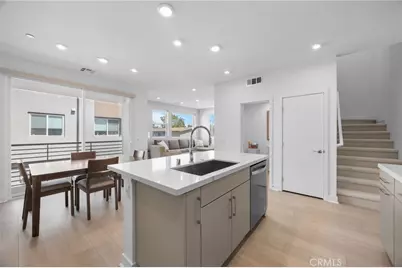 669 S Lyon Street, Santa Ana, CA 92705 - Photo 33
