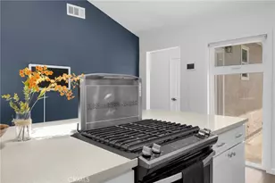 6008 Premiere Ave, Lakewood, CA 90712 - Photo 9