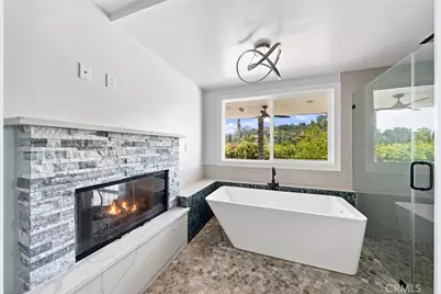6002 Graciosa, Los Angeles, CA 90068 - Photo 11