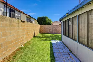 623 W Indigo St, Compton, CA 90220 - Photo 5