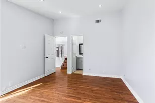 2710 W Segerstrom Ave, Santa Ana, CA 92704 - Photo 9