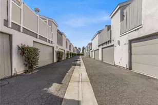 2710 W Segerstrom Ave, Santa Ana, CA 92704 - Photo 27