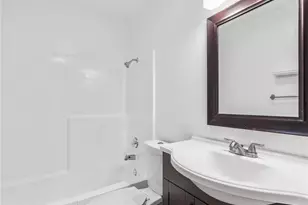 2710 W Segerstrom Ave, Santa Ana, CA 92704 - Photo 15