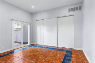 2710 W Segerstrom Ave, Santa Ana, CA 92704 - Photo 19