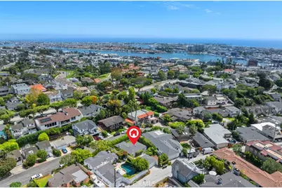 421 Catalina, Newport Beach, CA 92663 - Photo 9