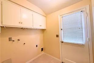 10933 Jordan Rd, Whittier, CA 90603 - Photo 9