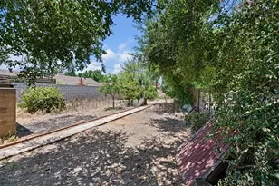 221 W Le Roy, Arcadia, CA 91007 - Photo 21