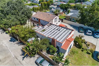 2653 Santa Ana, Costa Mesa, CA 92627 - Photo 5