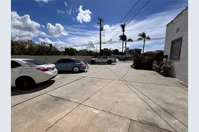 2653 Santa Ana, Costa Mesa, CA 92627 - Photo 13