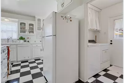 1366 Roycroft, Long Beach, CA 90804 - Photo 13