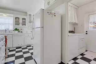 1366 Roycroft, Long Beach, CA 90804 - Photo 13