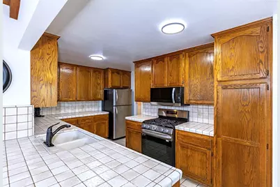 11810 Steen, La Mirada, CA 90638 - Photo 7