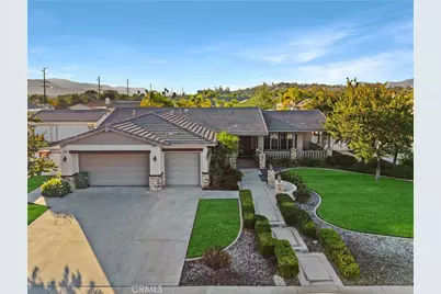 41733 Hollister, Murrieta, CA 92562 - Photo 1