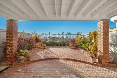 341 Regatta Way, Seal Beach, CA 90740 - Photo 17